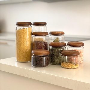 Glass storage and spice jars with acacia wood lids – stylish, sustainable & airtight | 220ml–900ml | Kitchen and bathroom storage |