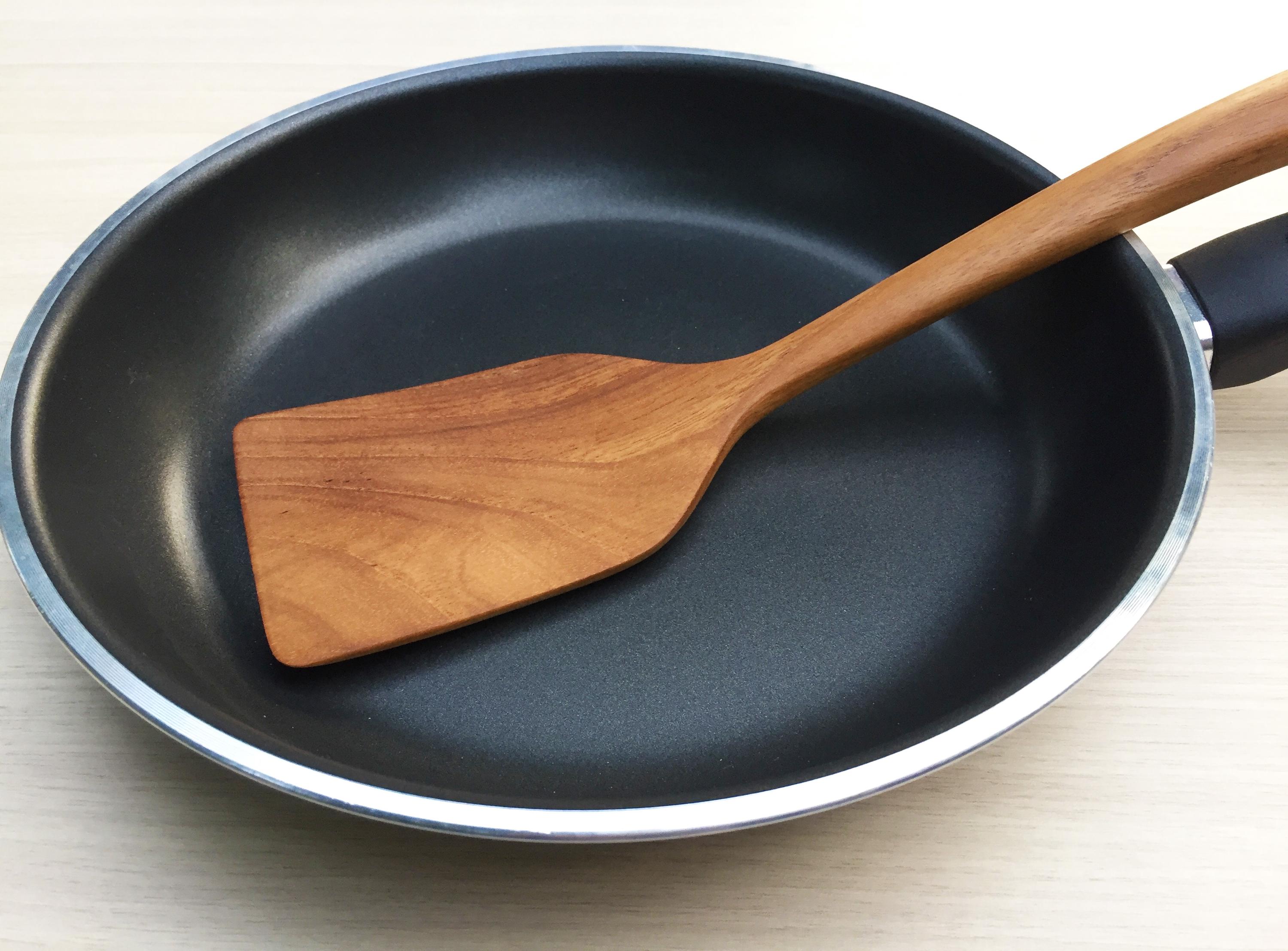 Golden Teak Spatula, 12-Inch Thin Wood Turner - Image 4
