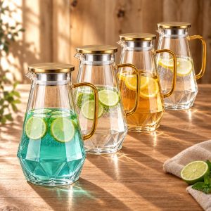 1.5L Diamond-Pattern Glass Pitcher with Gold-Tone Lid and Handle